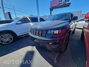 2017 Jeep Grand Cherokee Altitude Edition - miniatura 2