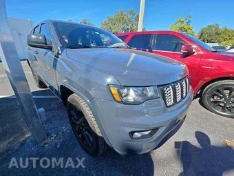 2017 Jeep Grand Cherokee Altitude Edition - miniatura 5