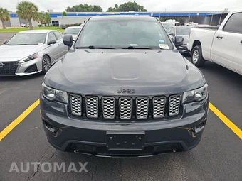2017 Jeep Grand Cherokee Altitude Edition - miniatura 2