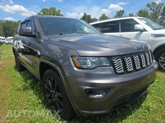 2017 Jeep Grand Cherokee Altitude Edition - miniatura 3