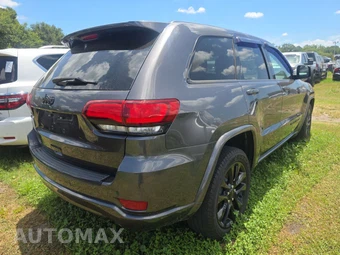 2017 Jeep Grand Cherokee Altitude Edition - miniatura 4