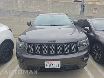 2017 Jeep Grand Cherokee Altitude Edition - miniatura 2