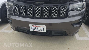 2017 Jeep Grand Cherokee Altitude Edition - miniatura 34