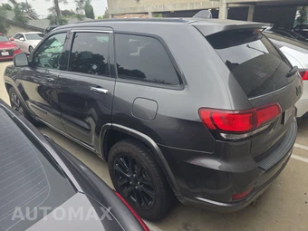 2017 Jeep Grand Cherokee Altitude Edition - miniatura 6