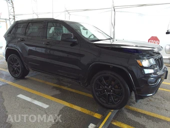 2017 Jeep Grand Cherokee Altitude Edition – miniatura 3
