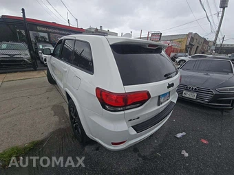 2017 Jeep Grand Cherokee Altitude Edition - miniatura 2