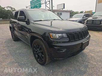 2017 Jeep Grand Cherokee Altitude Edition – miniatura 4