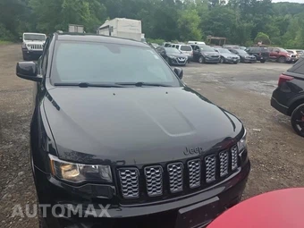 2017 Jeep Grand Cherokee Altitude Edition - miniatura 2
