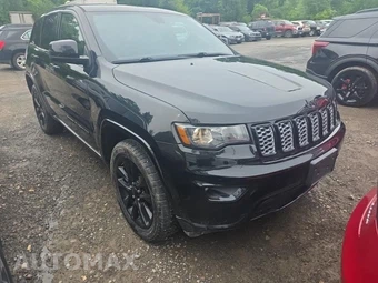 2017 Jeep Grand Cherokee Altitude Edition - miniatura 3