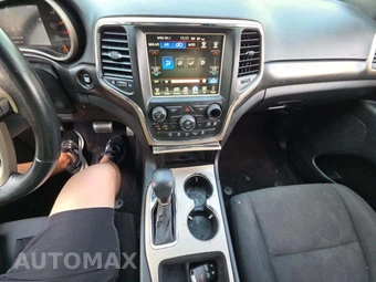 2017 Jeep Grand Cherokee Laredo - miniatura 10