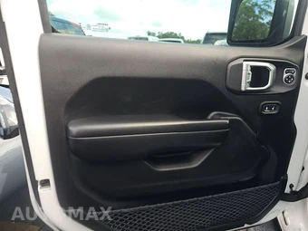 2017 Jeep Grand Cherokee Laredo - miniatura 9