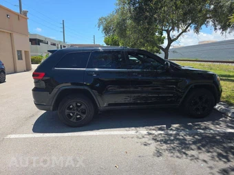 2017 Jeep Grand Cherokee Laredo - miniatura 4