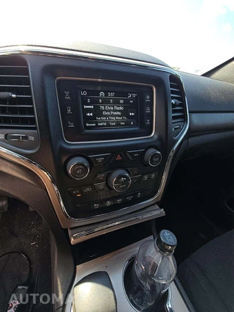 2017 Jeep Grand Cherokee Laredo – miniatura 10