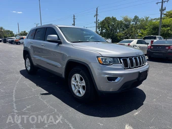 2017 Jeep Grand Cherokee Laredo - miniatura 3