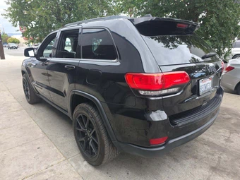 2017 Jeep Grand Cherokee Limited - miniatura 2