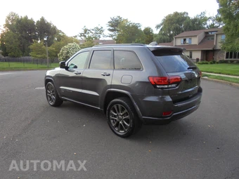 2017 Jeep Grand Cherokee Limited 75th Anniversary Edition - miniatura 18