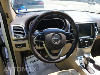 2017 Jeep Grand Cherokee Overland – miniatura 10
