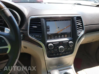2017 Jeep Grand Cherokee Overland – miniatura 11