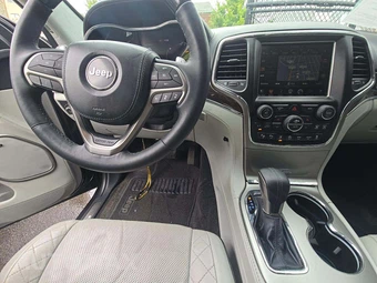 2017 Jeep Grand Cherokee Summit - miniatura 10