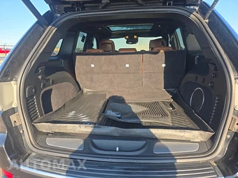 2017 Jeep Grand Cherokee Summit - miniatura 16