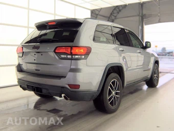 2017 Jeep Grand Cherokee Trailhawk - miniatura 4