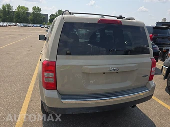 2017 Jeep Patriot High Altitude Edition - miniatura 5