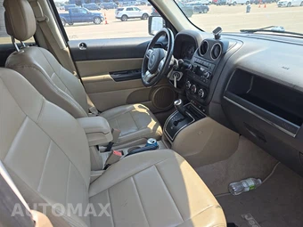 2017 Jeep Patriot High Altitude Edition - miniatura 8