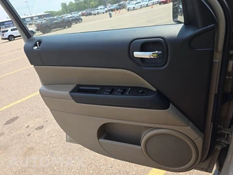 2017 Jeep Patriot High Altitude Edition - miniatura 9
