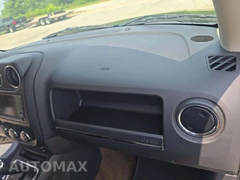 2017 Jeep Patriot High Altitude Edition - miniatura 16
