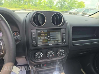 2017 Jeep Patriot High Altitude Edition - miniatura 7
