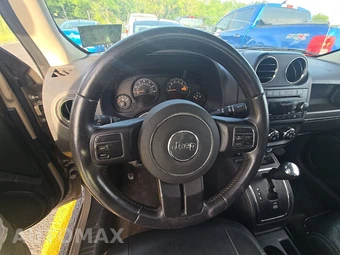 2017 Jeep Patriot High Altitude Edition - miniatura 10