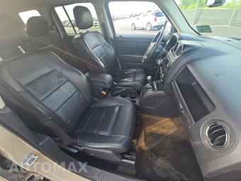 2017 Jeep Patriot High Altitude Edition - miniatura 8