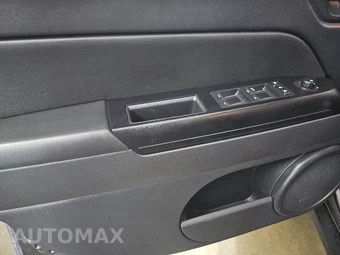 2017 Jeep Patriot High Altitude Edition – miniatura 9