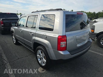 2017 Jeep Patriot Latitude - miniatura 6