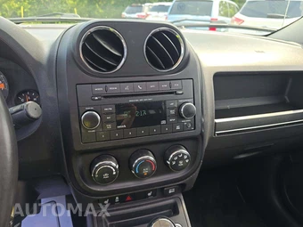 2017 Jeep Patriot Latitude – miniatura 7