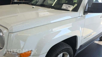 2017 Jeep Patriot Latitude – miniatura 23