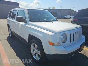 2017 Jeep Patriot Latitude – miniatura 3