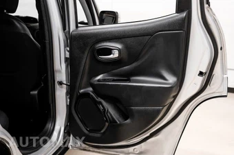 2017 Jeep Renegade Altitude Edition - miniatura 48