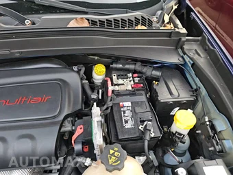 2017 Jeep Renegade Altitude Edition – miniatura 21