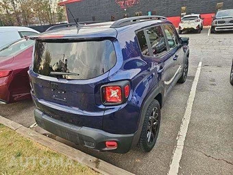 2017 Jeep Renegade Altitude Edition – miniatura 3