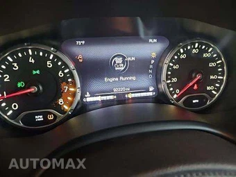 2017 Jeep Renegade Altitude Edition – miniatura 9