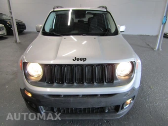 2017 Jeep Renegade Altitude Edition – miniatura 2