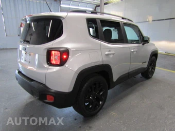 2017 Jeep Renegade Altitude Edition – miniatura 6