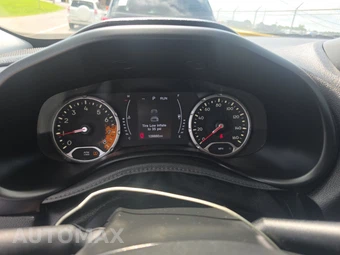 2017 Jeep Renegade Altitude Edition - miniatura 12