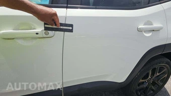 2017 Jeep Renegade Altitude Edition - miniatura 40
