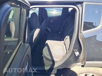 2017 Jeep Renegade Latitude – miniatura 12