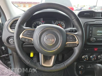 2017 Jeep Renegade Latitude - miniatura 10