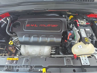 2017 Jeep Renegade Latitude – miniatura 15