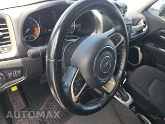 2017 Jeep Renegade Latitude – miniatura 10