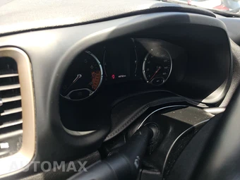 2017 Jeep Renegade Latitude – miniatura 12